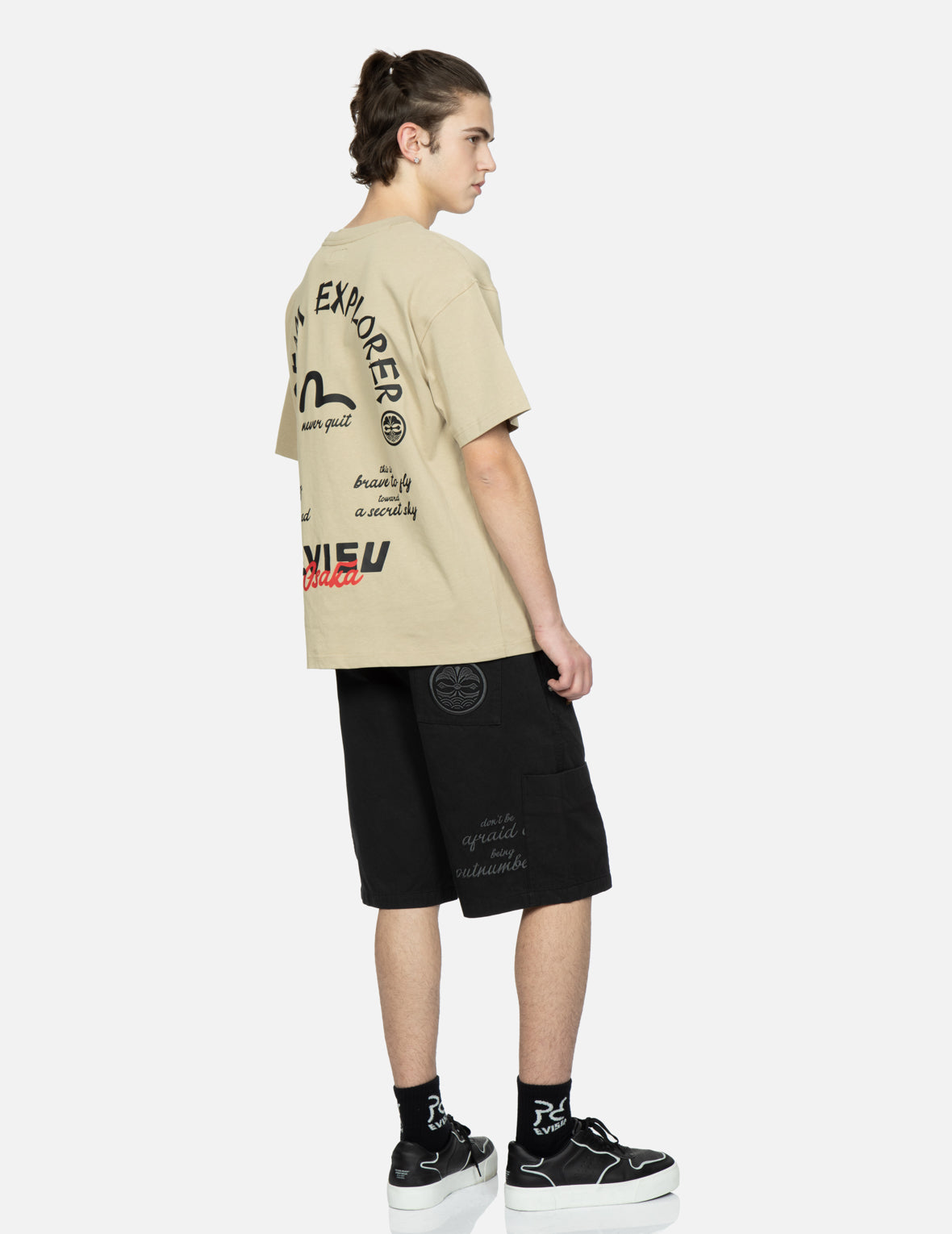 Evisu Slogan And Kamon Embroidery Cargo Shorts