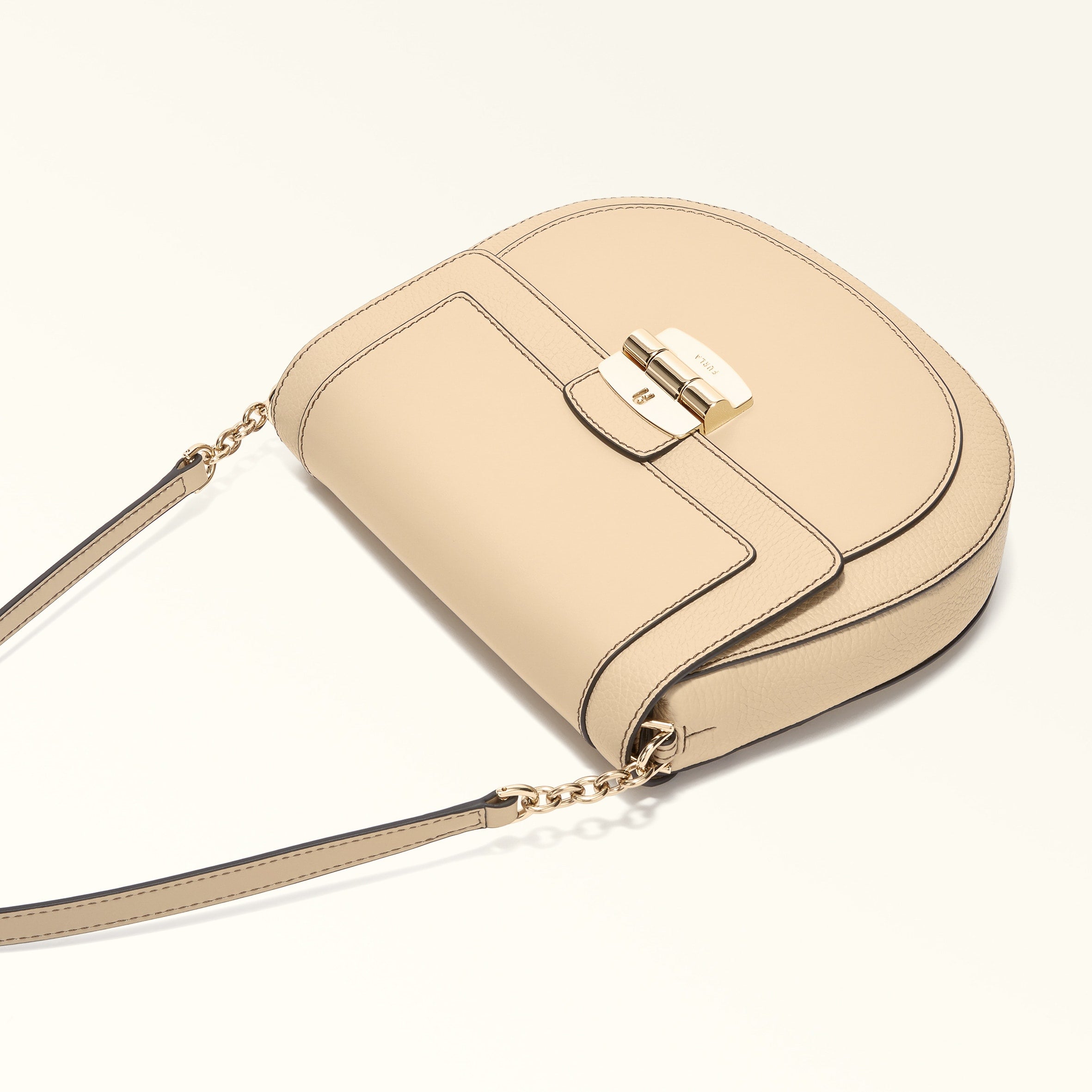 300638 Grano Club 2 Small Crossbody