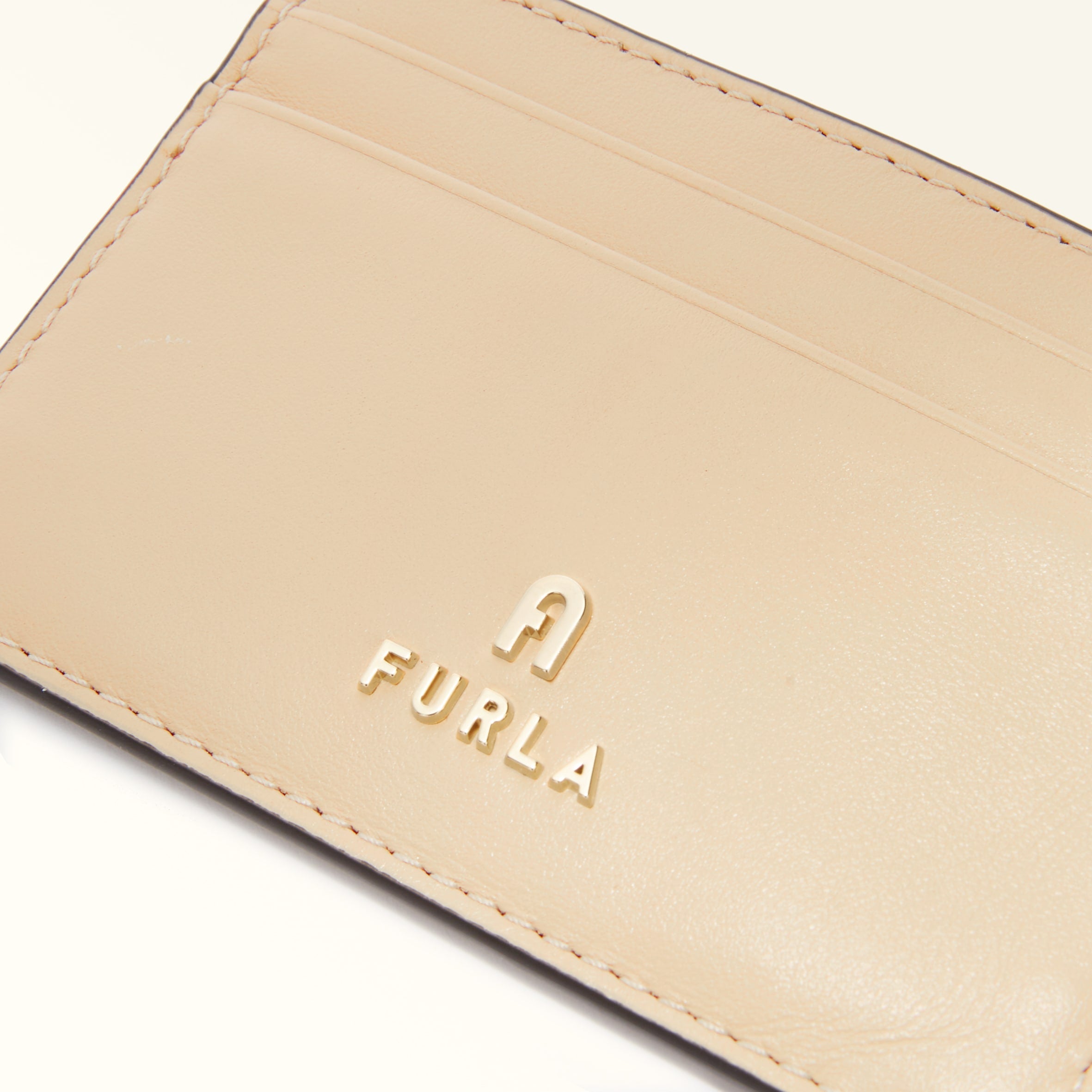 301098 Grano Camelia Small Card Case