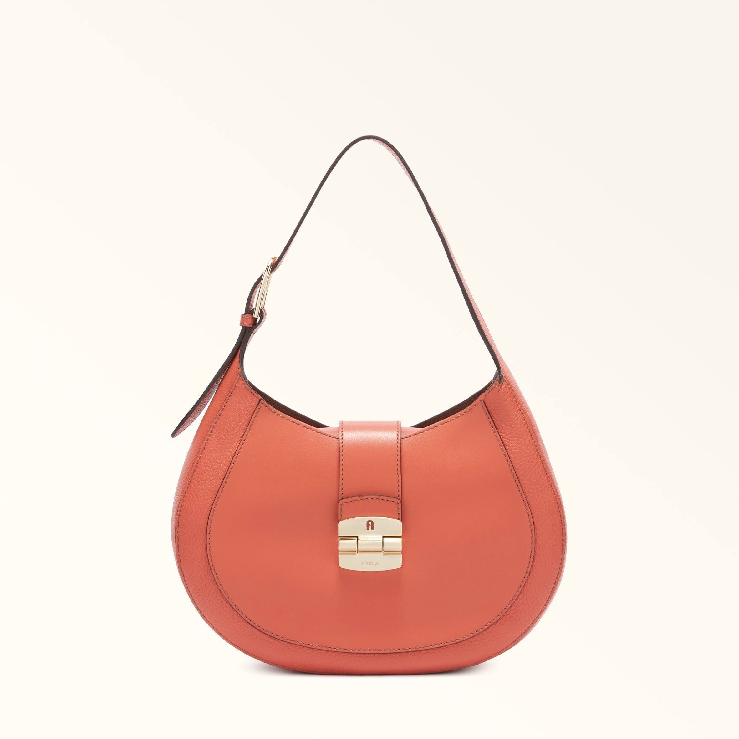 301500 Cannella Club 2 Medium Hobo Bag