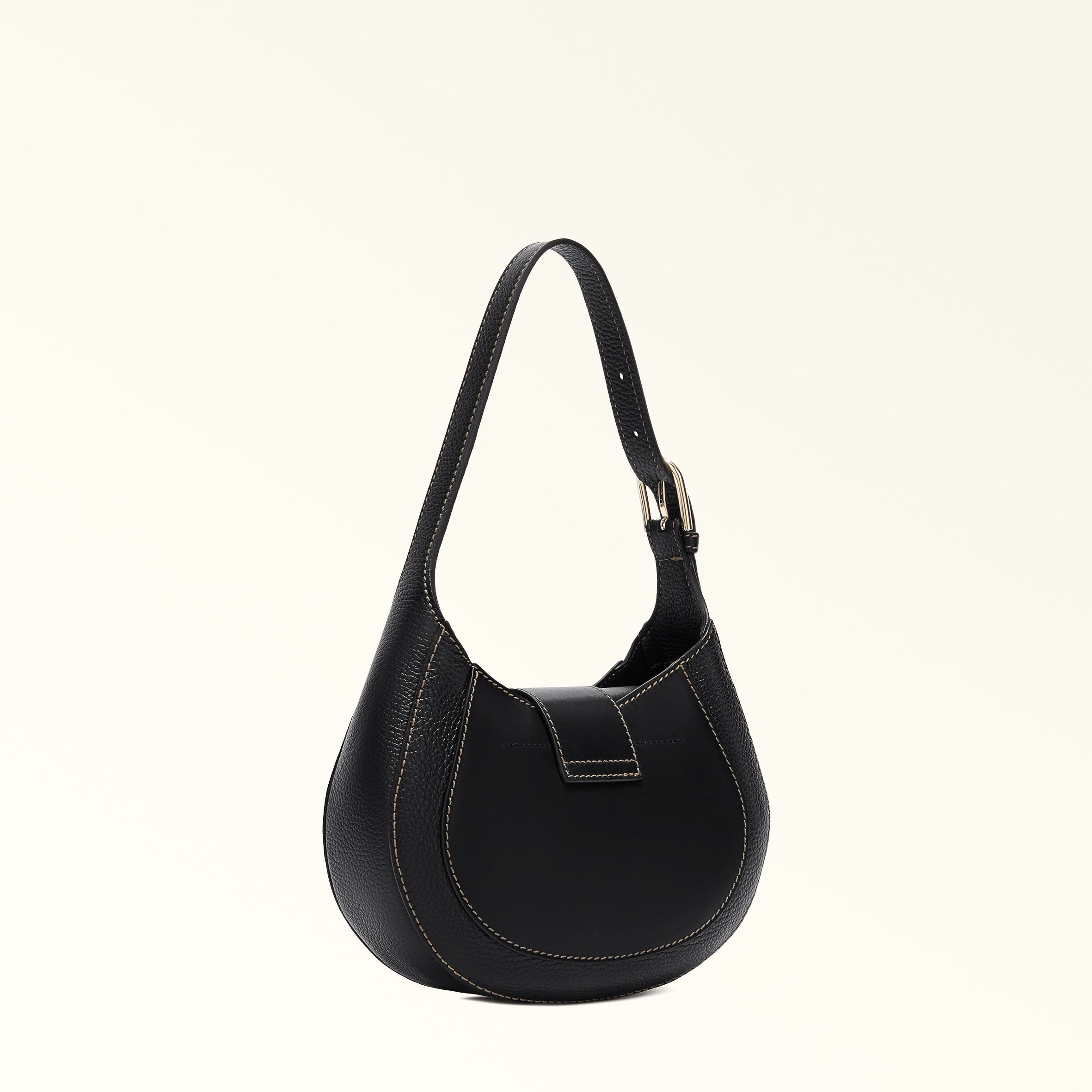 301524 Nero O6 Club 2 Small Hobo Bag