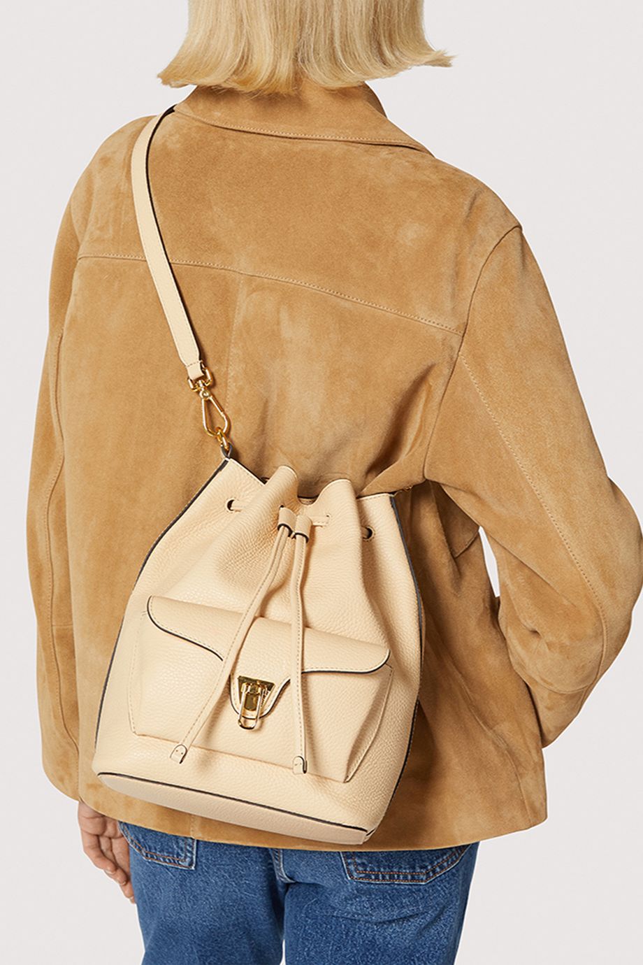 BEAT GENERATIO Bucket Bag