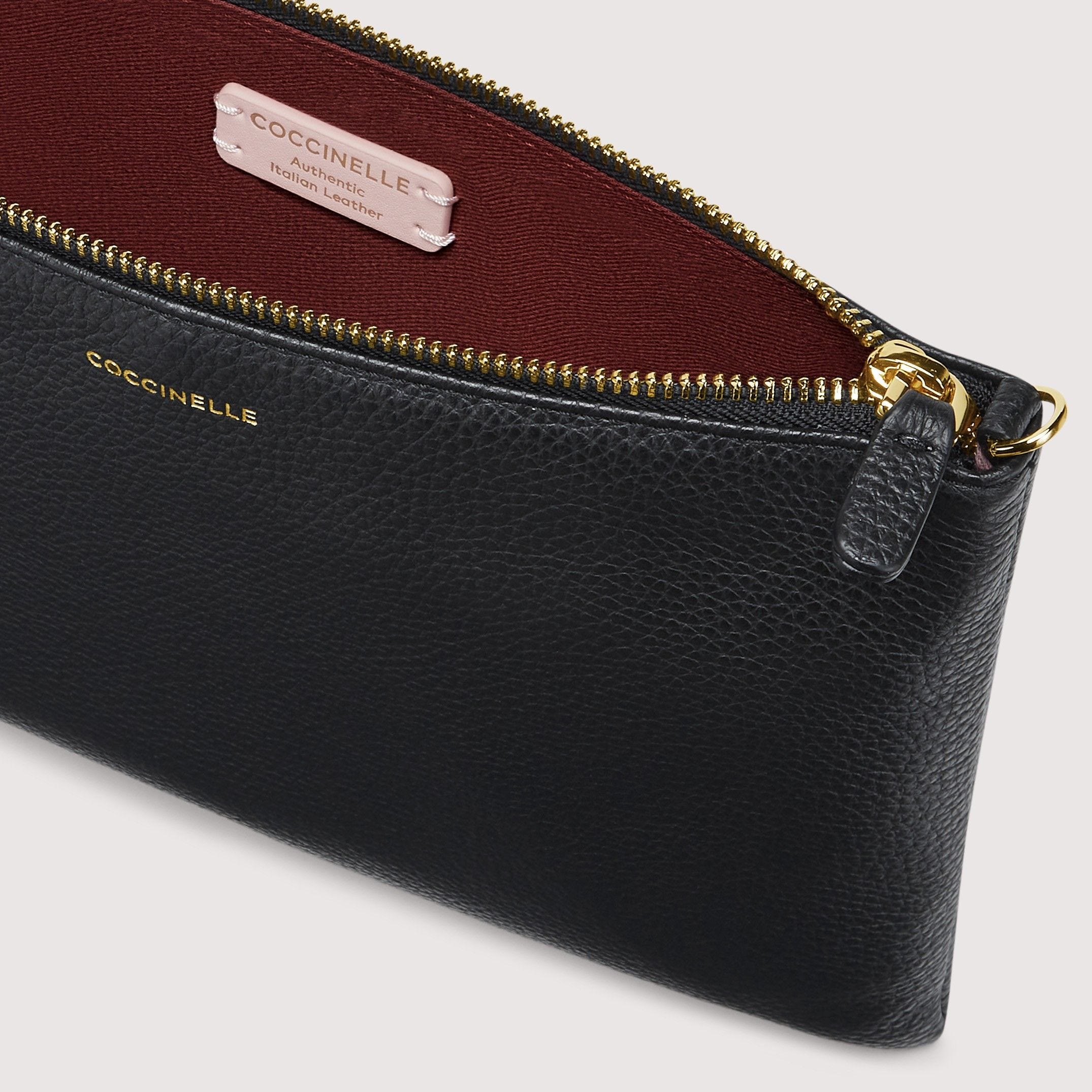 Coccinnelle Medium Noir Noir Crossbody Bag