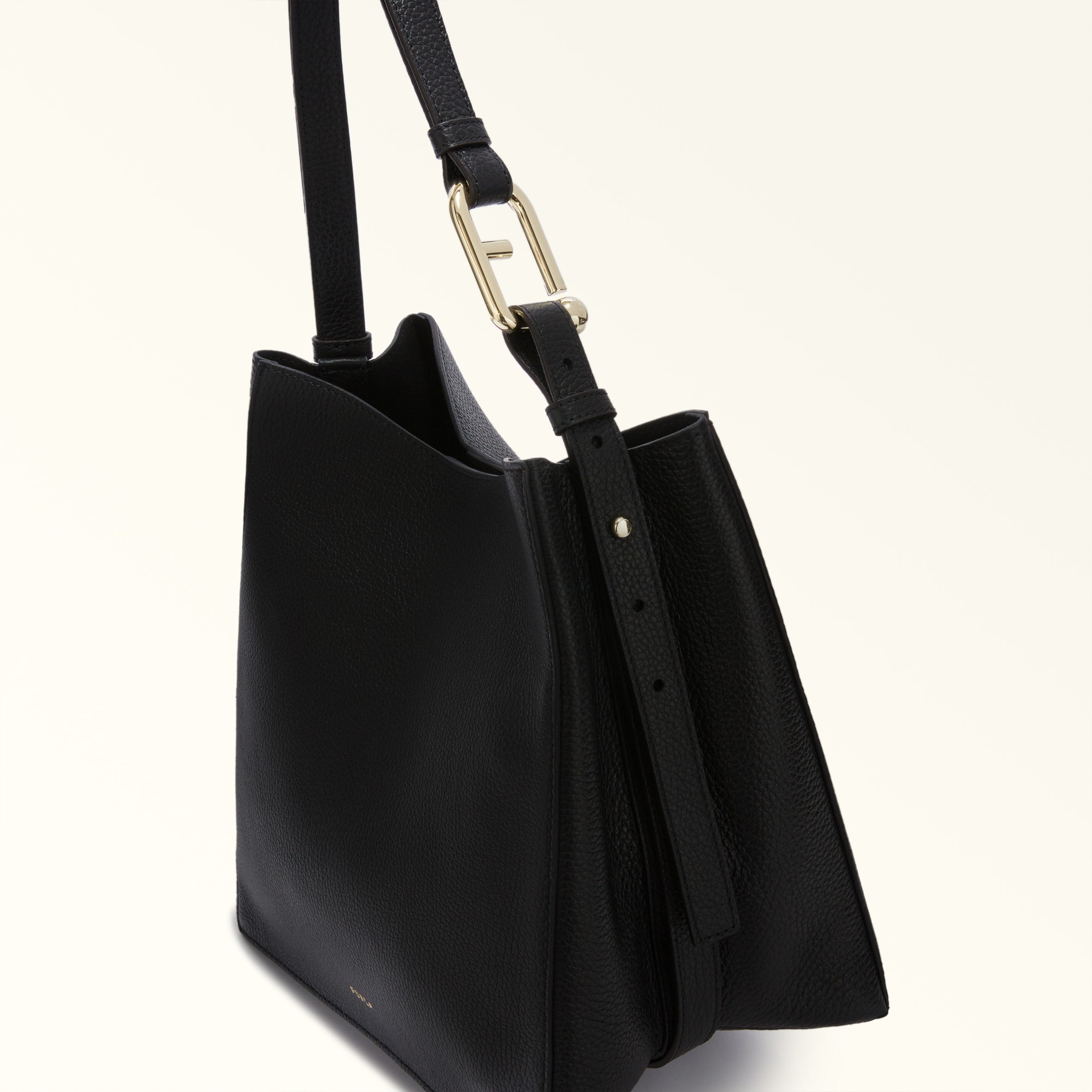 Furla Nuvola Bucket Bag Nero Small