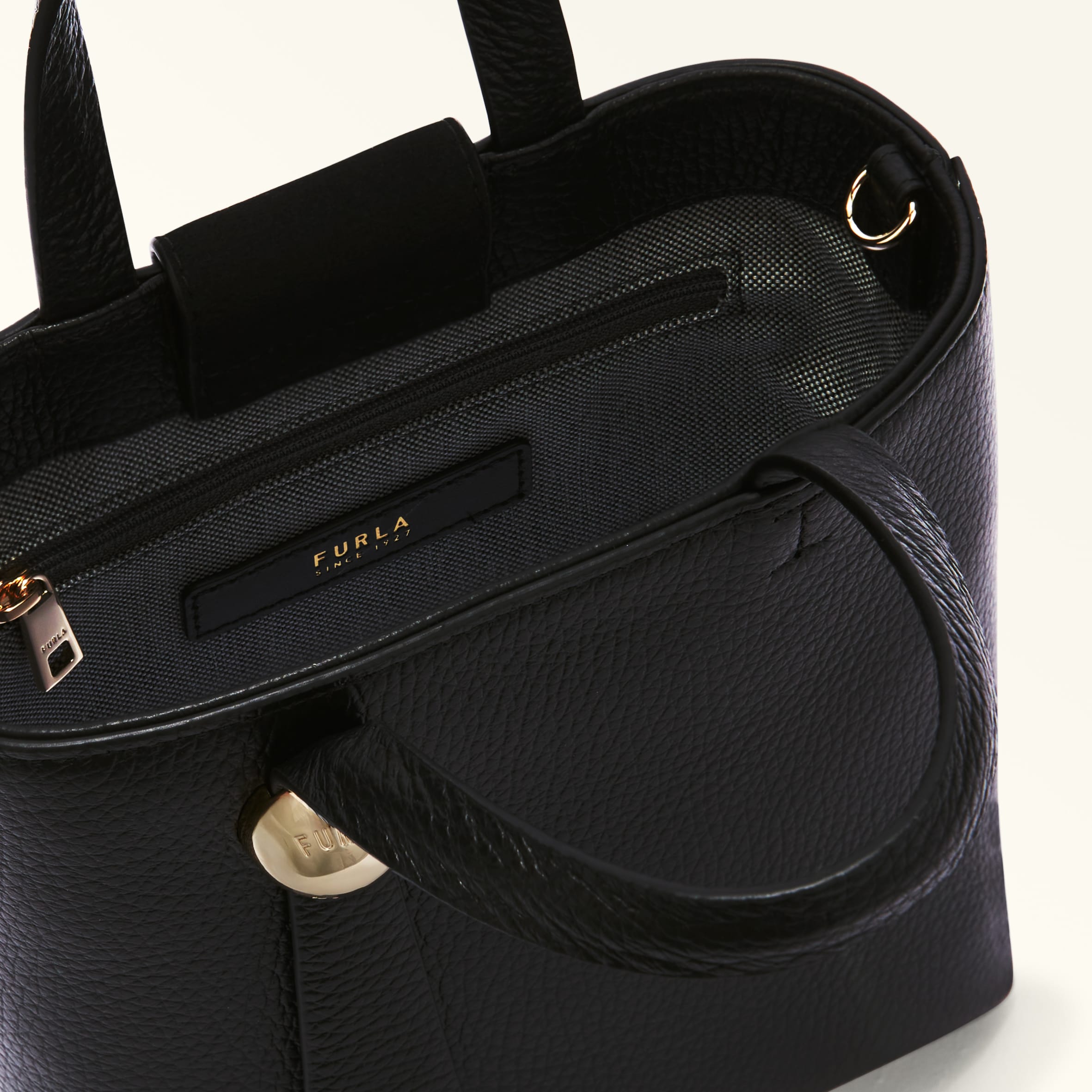 Furla Sfera Crossbody Nero