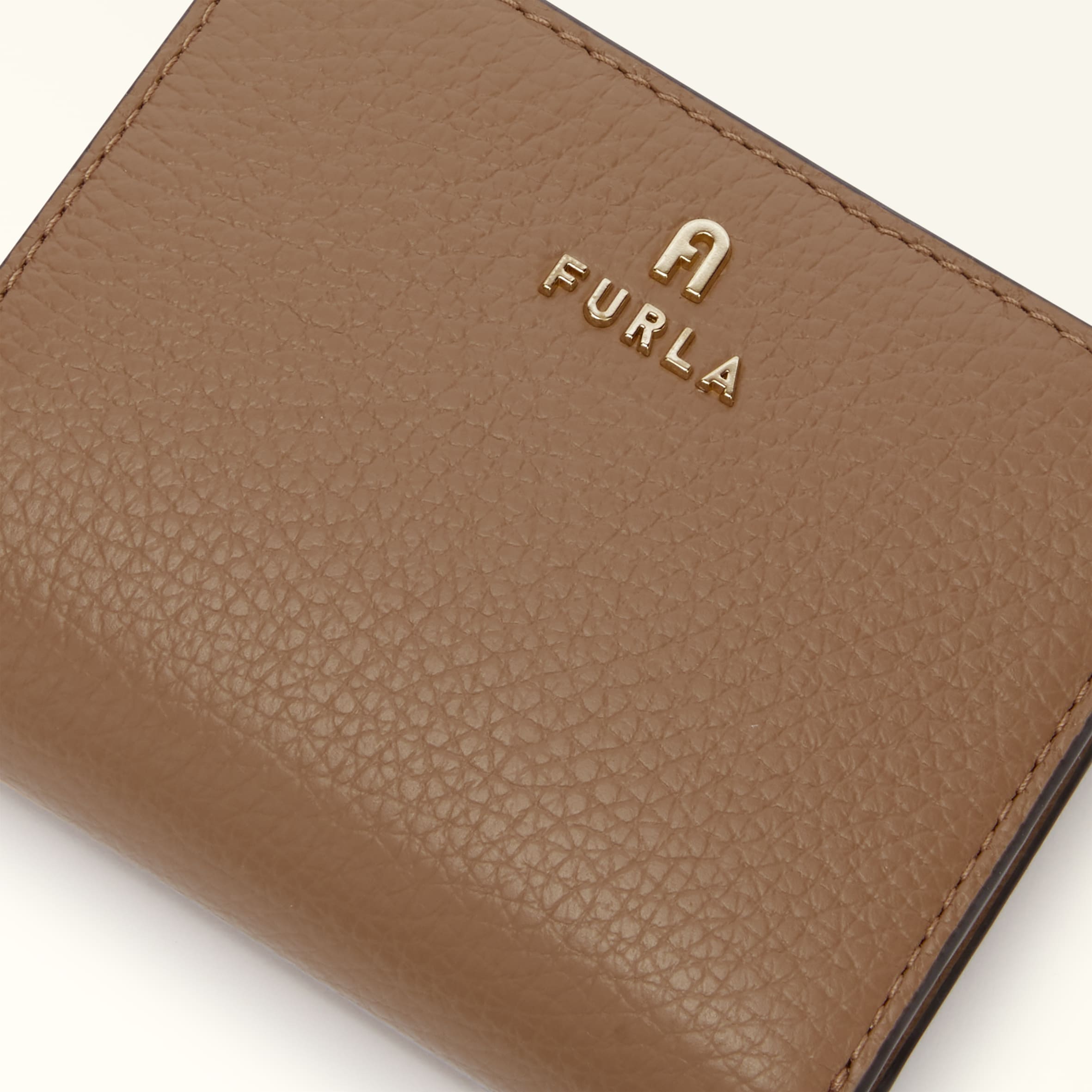 Furla Camelia Wallet Deserto Small