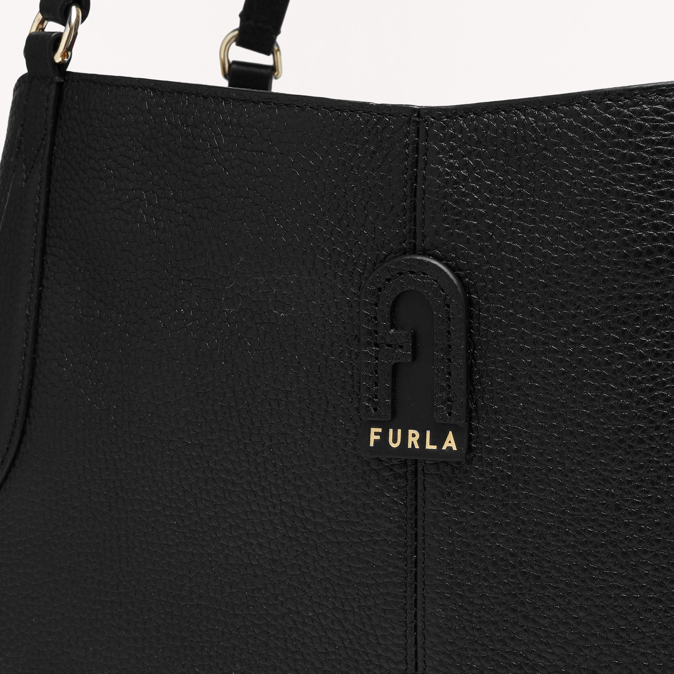 Furla Dafne Hobo Bag Nero O6 M WB00399BX0305O60001007