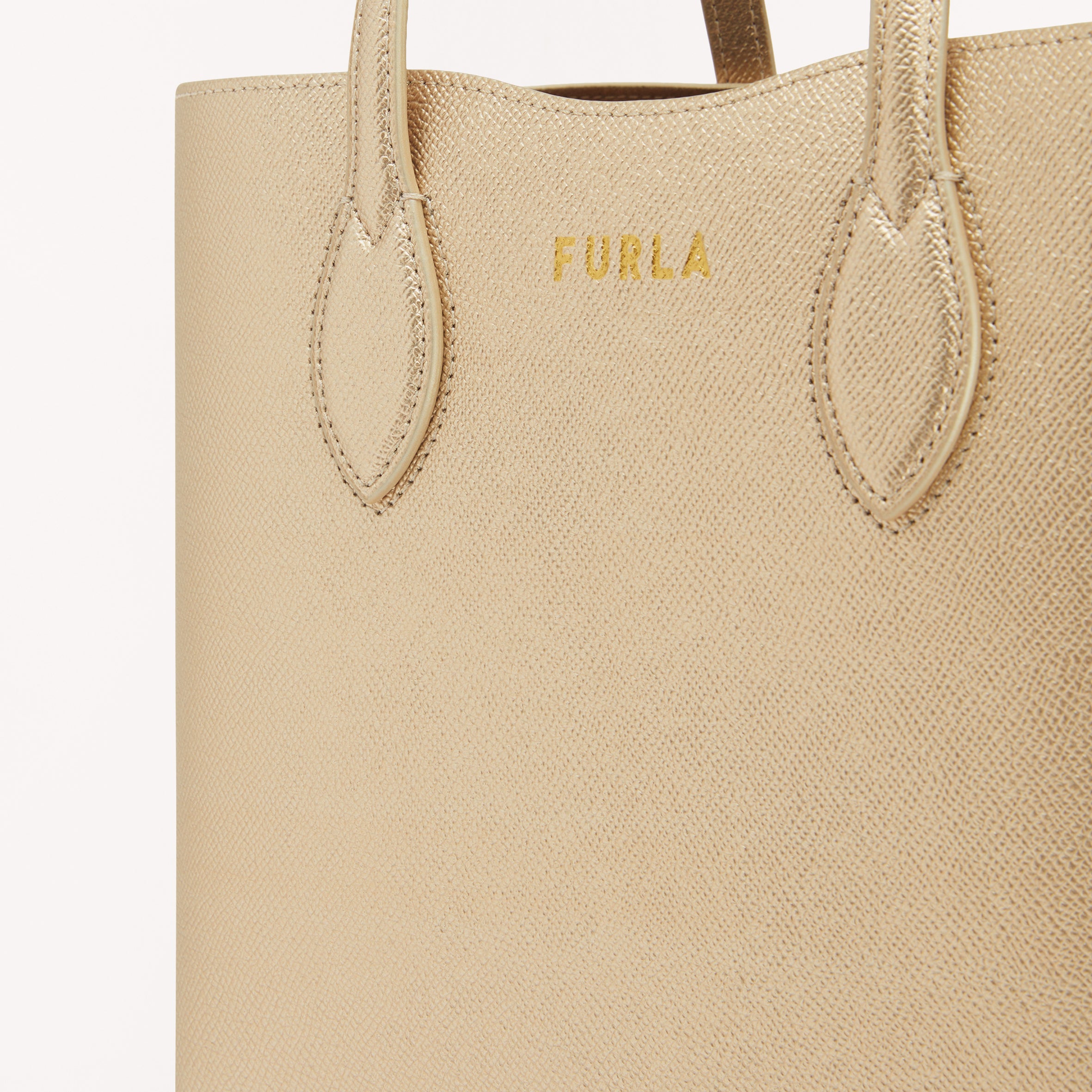 Furla Era Tote Bag Color Gold S WB00421BX0342CGD001007